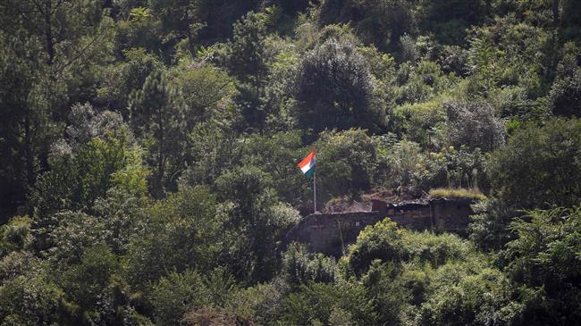 India dan Pakistan Terlibat Baku Tembak dengan Mortir dan Senapan Serbu di Kashmir